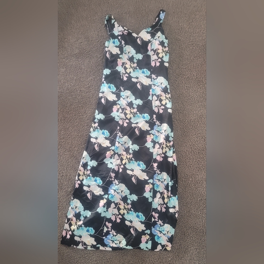 Beautiful, satin maxi dress